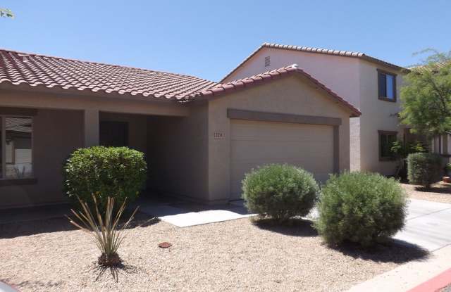 2201 E. Yuma Ave. photos photos