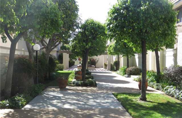 848 W Huntington Drive Gallery 3