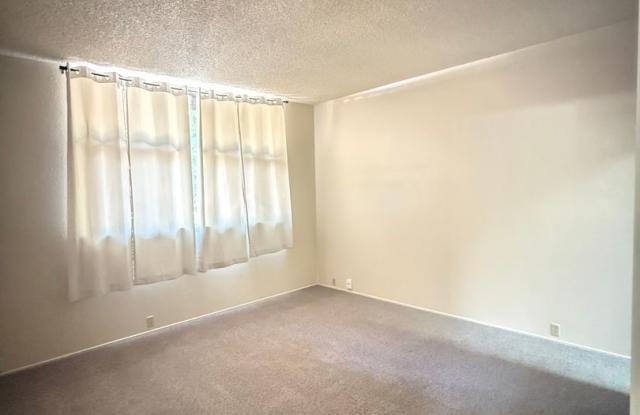 Charming 3-bedroom, 2-bathroom duplex in West Davis. -  $500 OFF FIRST MONTH'S RENT! Gallery 3