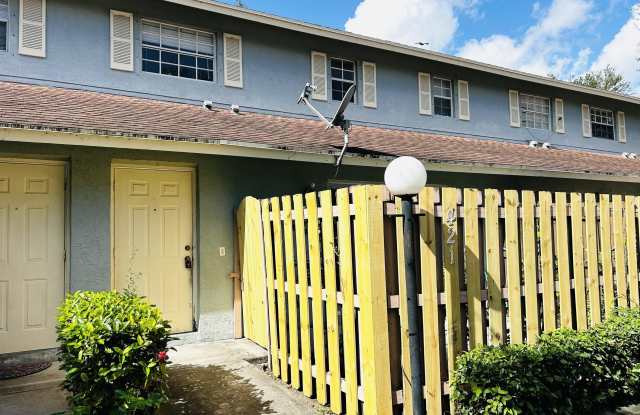 421 Cypress Way W - 421 Cypress Way West, Palm Springs, FL 33406