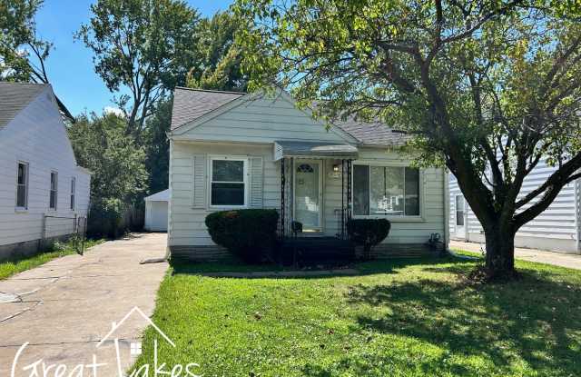 Lovely 3 Bedroom 2 Bathroom now available for rent photos photos