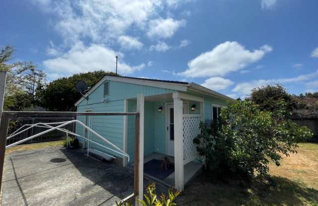 Charming Newly Remodeled 1-Bedroom ADU in the Heart of Eureka, CA photos photos