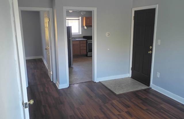 Forrest Dr Apartments Gallery 1