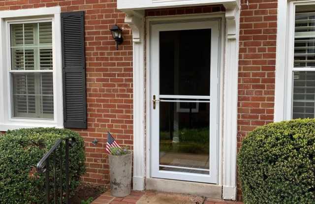 2808 S ABINGDON STREET - 2808 South Abingdon Street, Arlington, VA 22206