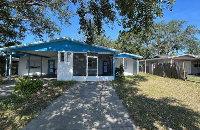 5016 22nd Street West photos photos