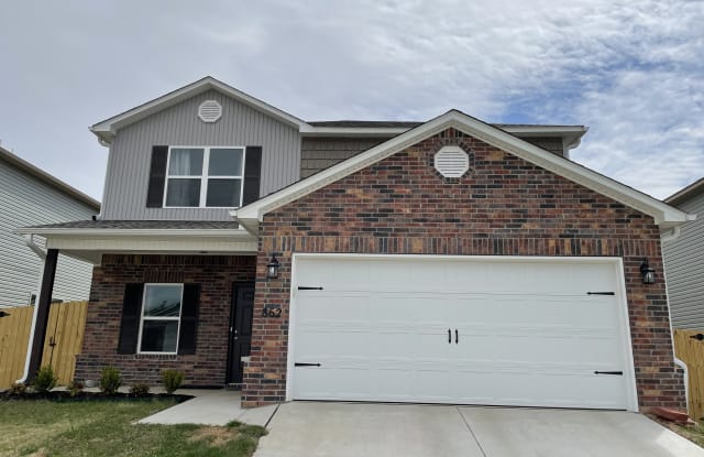 862 S Kingfisher Lane - 862 South Kingfisher Lane, Fayetteville, AR 72701