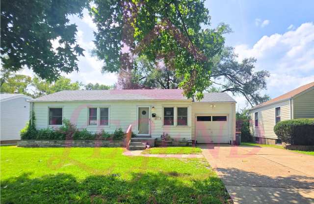 3 Bedroom, 2 Bath Home with Bonus Room & Double Driveway photos photos 3 Bedroom, 2 Bath Home with Bonus Room & Double Driveway photos photos