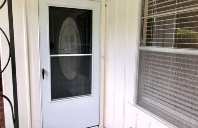 4417 Lido Lane Gallery 2