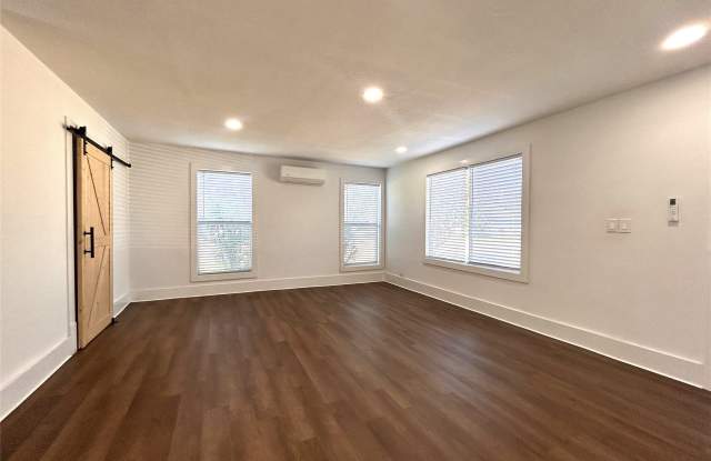 1120 N Ross Avenue Gallery 3
