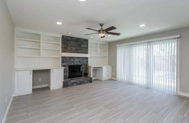 1141 E Malibu Dr Gallery 4