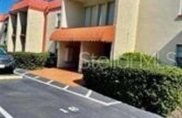 10365 PARADISE BOULEVARD - 10365 Paradise Boulevard, Treasure Island, FL 33706