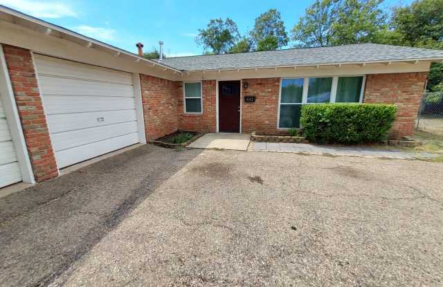 3 Bedroom/2 Bath Single Family Home in Waco, Texas photos photos