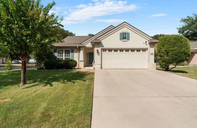304 Klondike Dr - Unfurnished Sun City Rental Home Available Now! Gallery 1