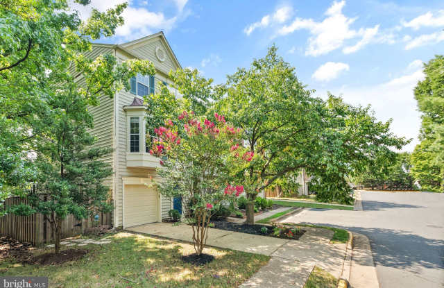 1195 CYPRESS TREE PLACE Gallery 4