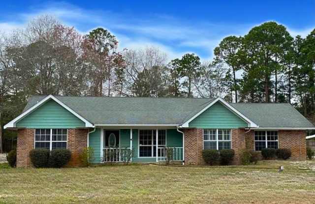 3/2.5 bath home with large yard! photos photos 3/2.5 bath home with large yard! photos photos