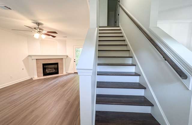 4 Bedroom, 2.5 Bathroom near Shelby Farms / Completely Renovated!!! Gallery 3