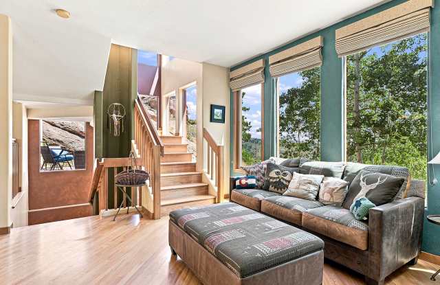 551 Aspen Drive Gallery 3