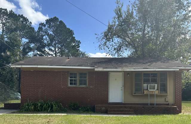 3 Bedroom / 1 Bath home in Central Valdosta photos photos