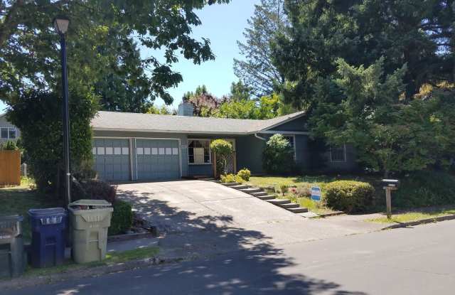 Terrific 4 BR, 2 BA Aloha home photos photos