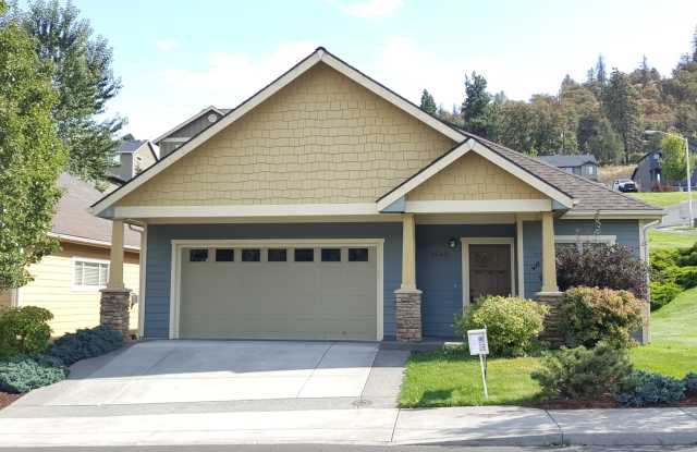 Home for Rent - The Dalles - Pet Friendly Gallery 1