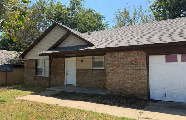 Beautiful Fully Remodeled 3 bedroom in the Heart of Broken Arrow photos photos