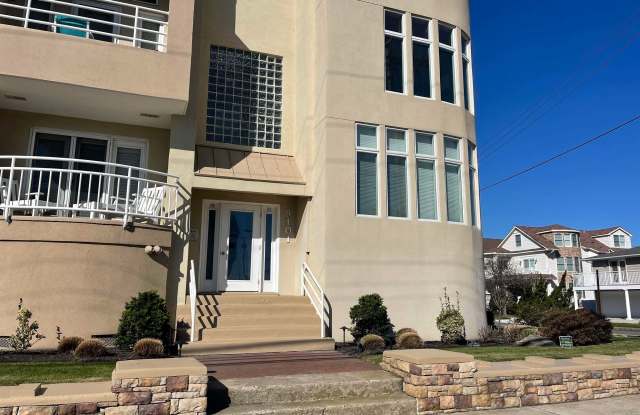 9101 Atlantic Ave photos photos