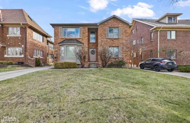 904 Trombley Road photos photos