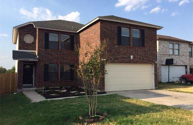 3 Bedroom 2.5 Bath with Gameroom in Round Rock - 3302 High Cotton Cove, Round Rock, TX 78664