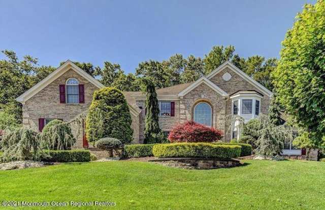 160 Deerfield Road Gallery 2