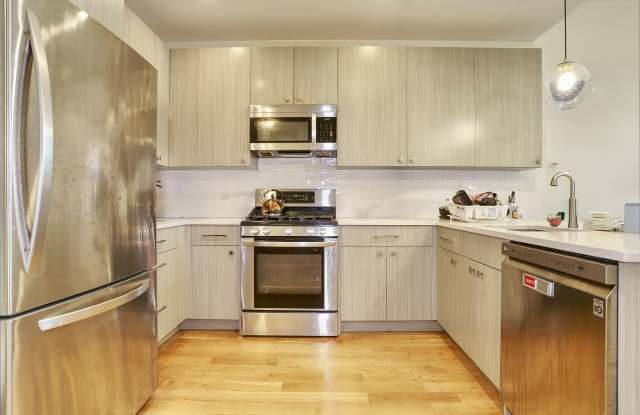 627 WASHINGTON ST photos photos
