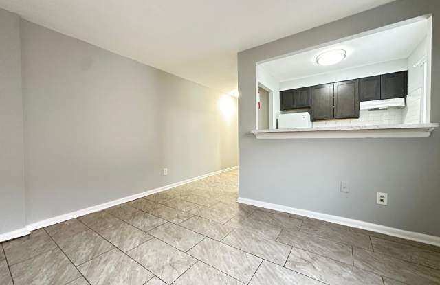 300 Main St photos photos