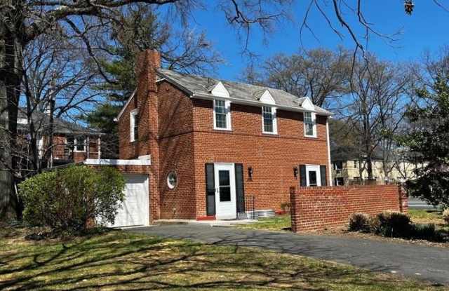 4401 ARLINGTON Boulevard photos photos
