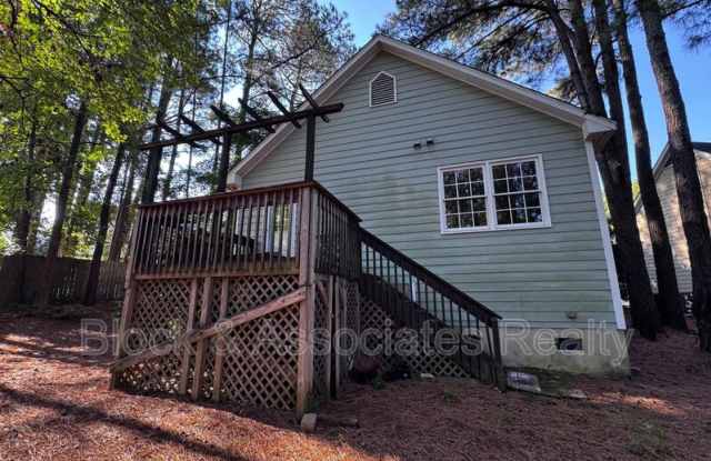203 Sugarland Drive Gallery 3