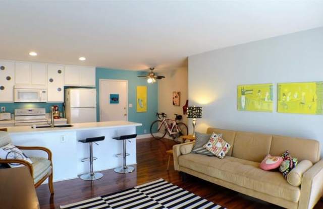 363 Newport Avenue Gallery 4