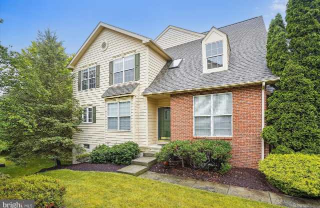 43625 DUNHILL CUP SQUARE - 43625 Dunhill Cup Square, Belmont, VA 20147