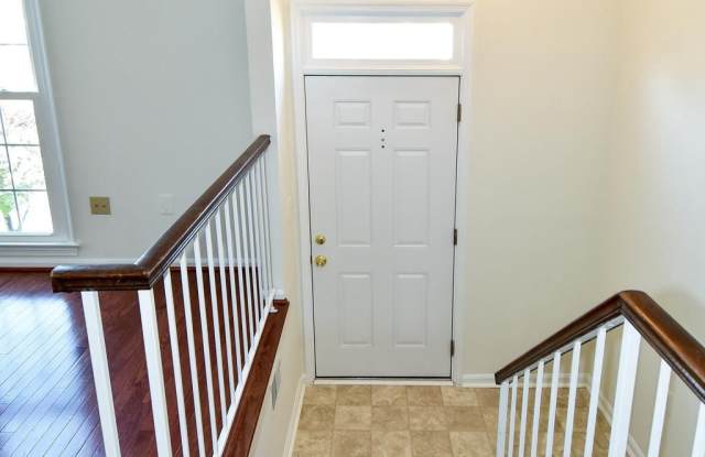 4272 SLEEPY LAKE DRIVE Gallery 3