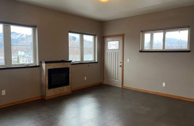 105 South Inez Street - C photos photos