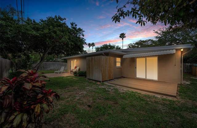 253 PARK Circle S Gallery 2