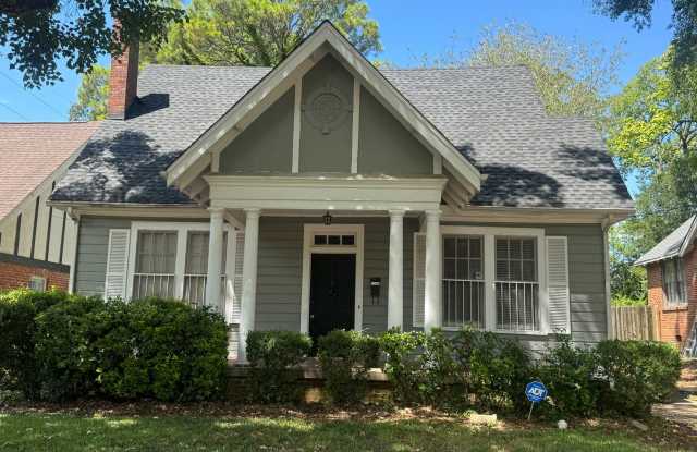 Four Bedrooms in The Garden District Gallery 1