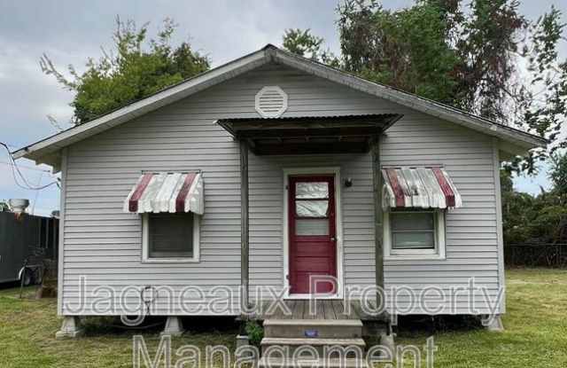 1009 Providence St. photos photos