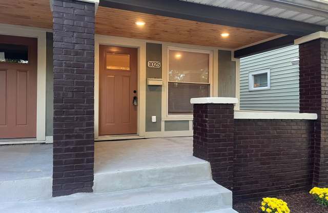 Historic Garfield Park neighborhood with quiet streets and mature trees - - 1025 Hervey Street, Indianapolis, IN 46203