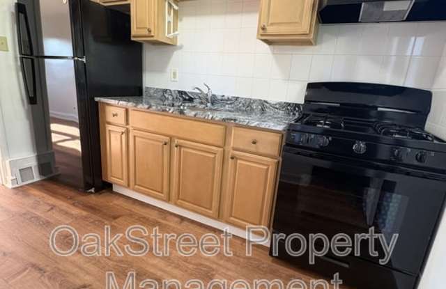 71 S. Evergreen Avenue - B Gallery 1