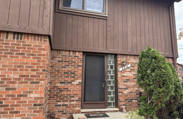 8418 Darlene - 8418 Darlene Drive, Sterling Heights, MI 48312