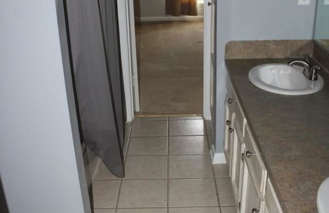 552 South Flannery Rd - 552 South Flannery Road, Baton Rouge, LA 70815