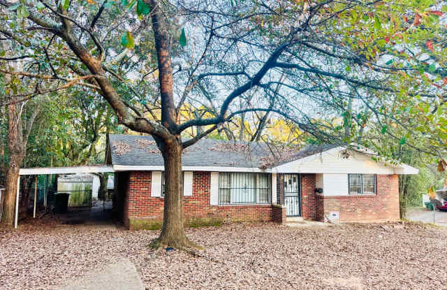 3 Bed 1.5 Bath Home In Morningview *** Call 334-366-9198 to Schedule a Self Tour! photos photos