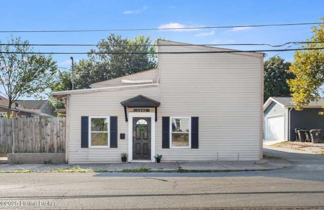 1112 E Oak St photos photos