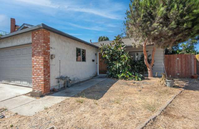 3 Bedroom, 2 Bathroom House Available For Rent In Bay Park Gallery 3