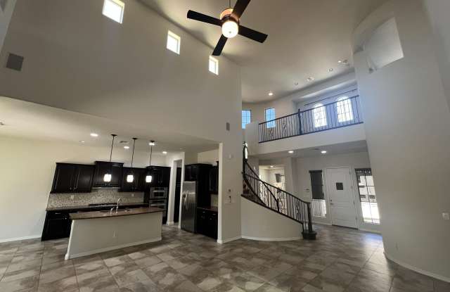 1630 W BLAYLOCK Drive Gallery 4