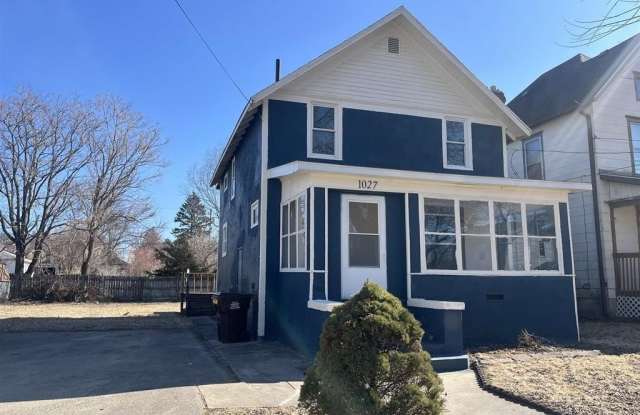 1027 S Chicago photos photos