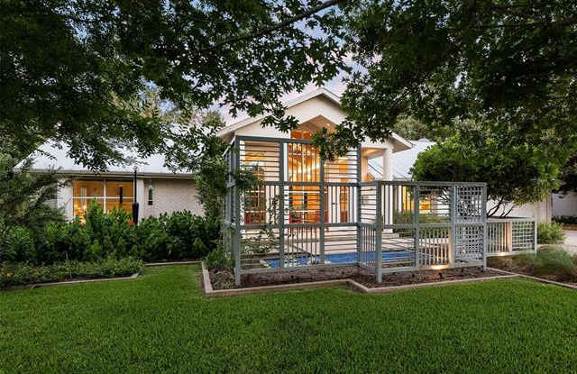 7530 Midbury Drive Gallery 3